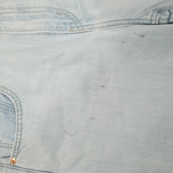 NWT Levis lightwash jeans - Picture 5 of 5